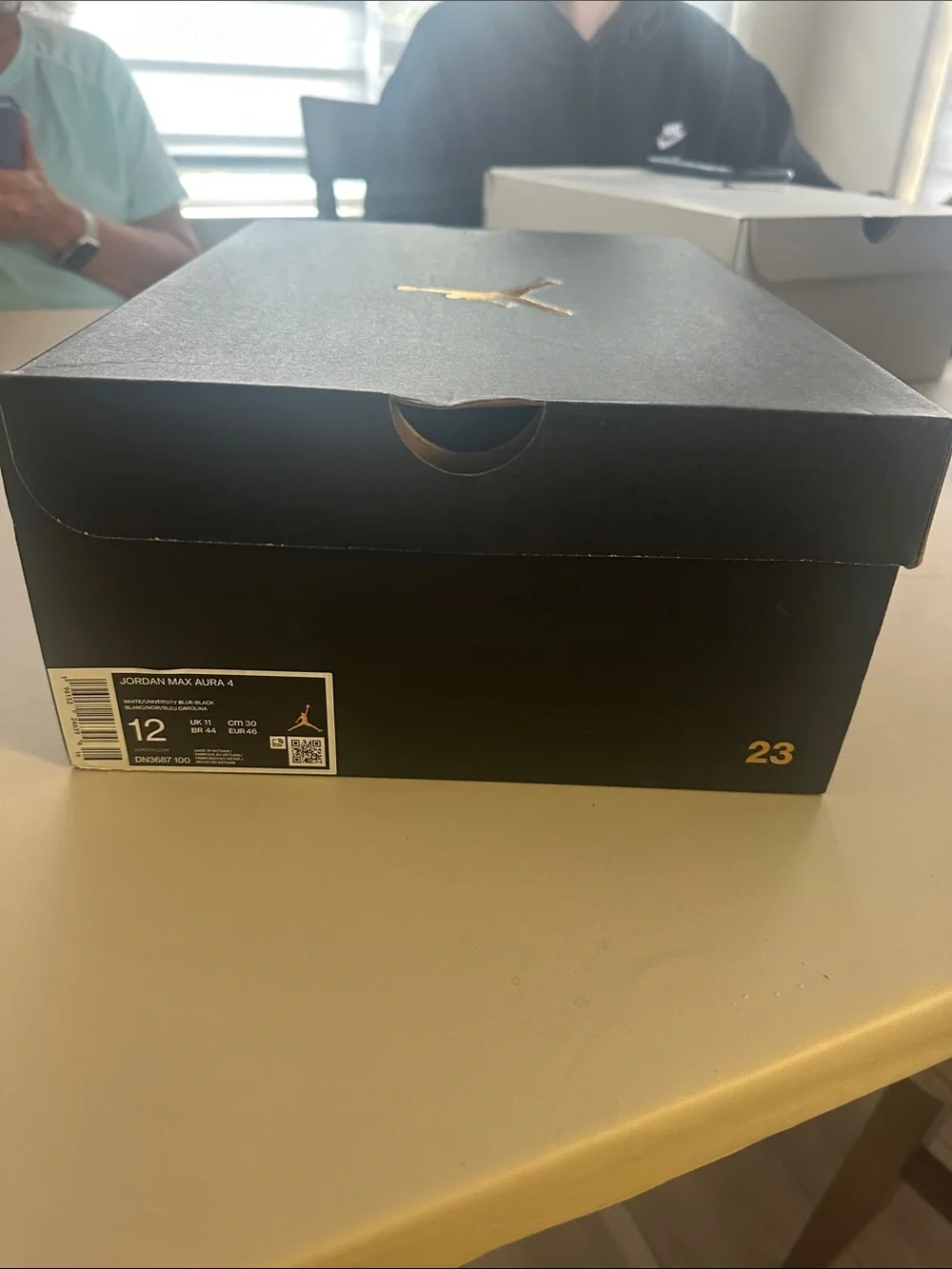 Jordan max aura 4